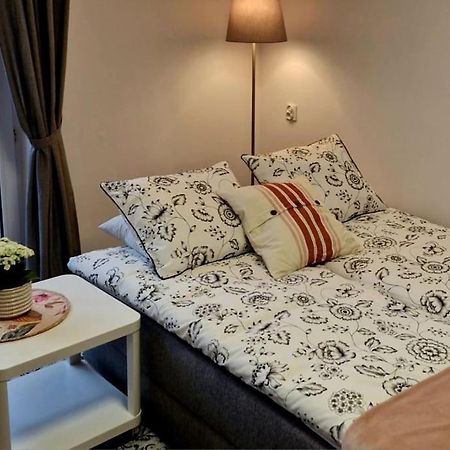 Apartament Zachodni Z Balkonem 4 Osoby Варшава Экстерьер фото